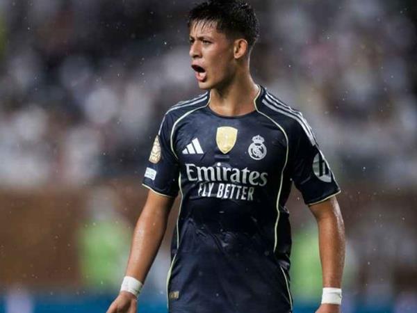 Trao cơ hội cho sao trẻ, đặt nền móng tương lai