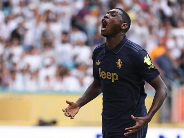 Tin BĐQT: Hiệu ứng không ngờ khi Isak chọn Liverpool