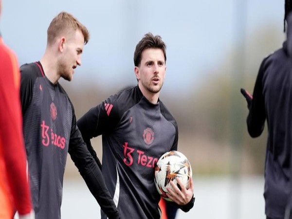 Tin MU: Mount quyết giành suất đá chính ở MU