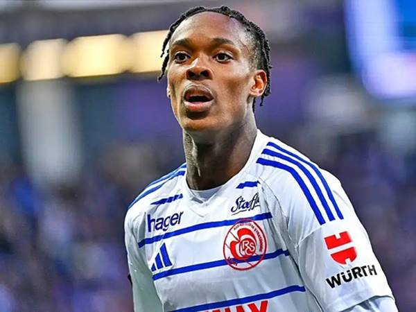 Hành trình qua các CLB của Emanuel Emegha