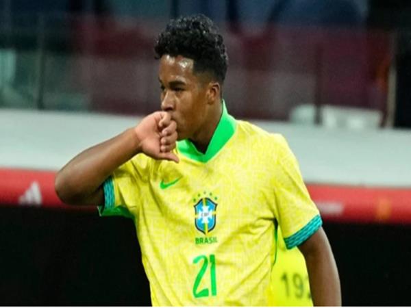 Thần đồng bóng đá Brazil là gì?