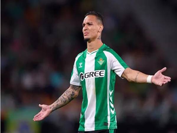 Sự nghiệp bóng đá thăng trầm của Antony