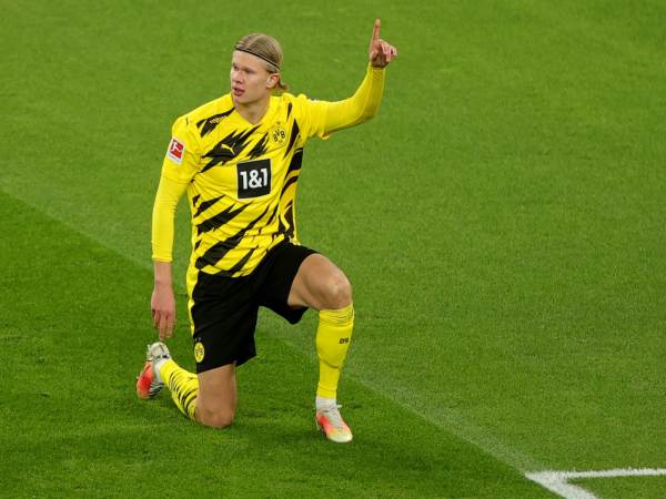 Erling Haaland trong màu áo Dortmund