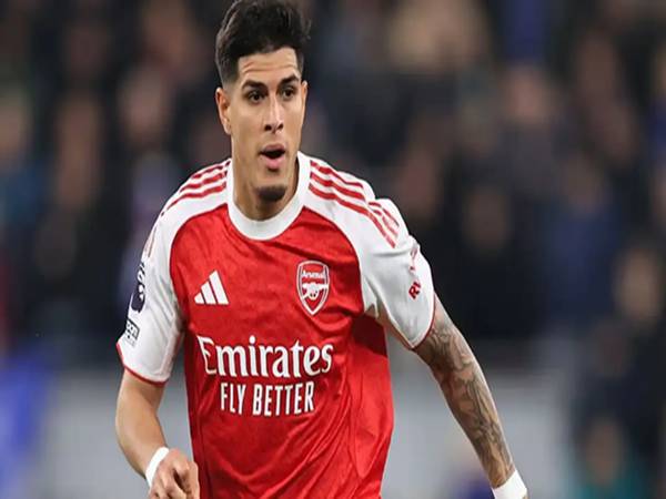 Tin Arsenal: Pháo thủ quyết định mua đứt hậu vệ Piero Hincapie