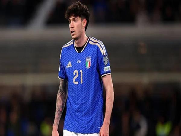 Tin Barcelona: Tiến gần chữ ký của Alessandro Bastoni