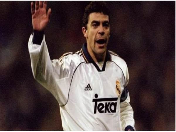 Hậu vệ Manuel Sanchís