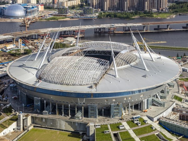 Khám phá sân Saint Petersburg Stadium: Biểu tượng Nga