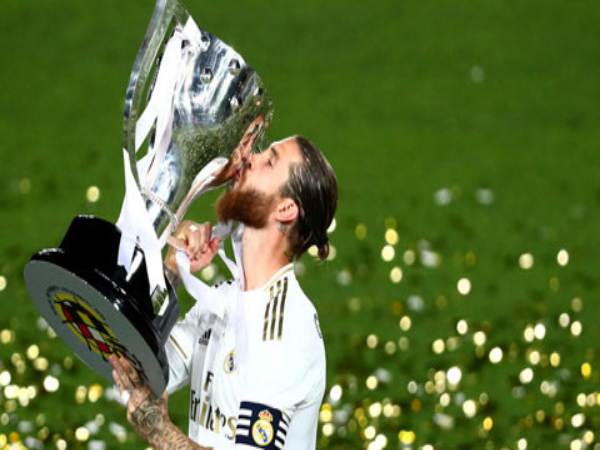 Top hậu vệ Real Madrid huyền thoại vĩ đại nhất lịch sử