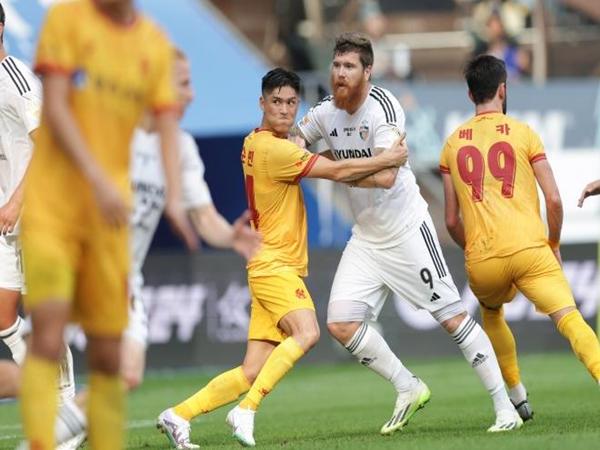 Nhận định, dự đoán trận Gwangju vs Ulsan Hyundai 17h30 ngày 5/7